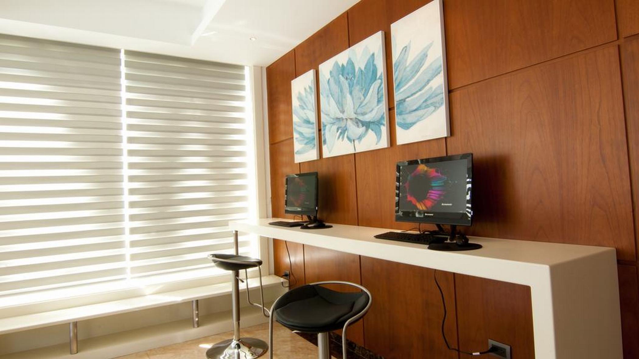 Lyz Business Hotel Lima Buitenkant foto